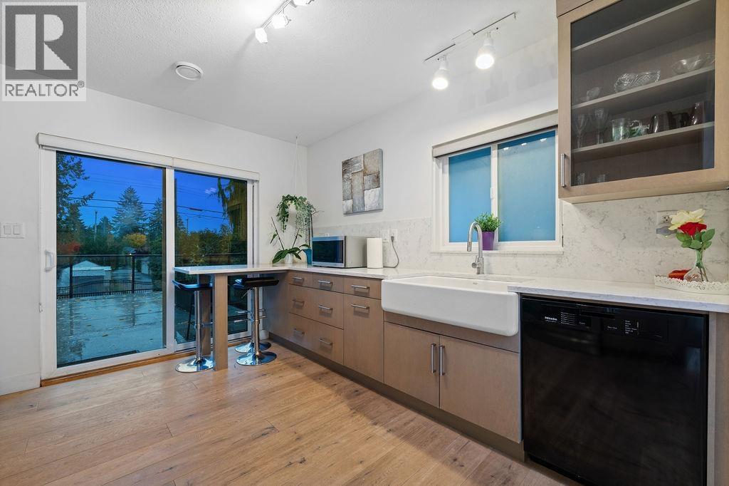 1436 Grand Boulevard, North Vancouver, British Columbia  V7L 3X7 - Photo 8 - R3070939