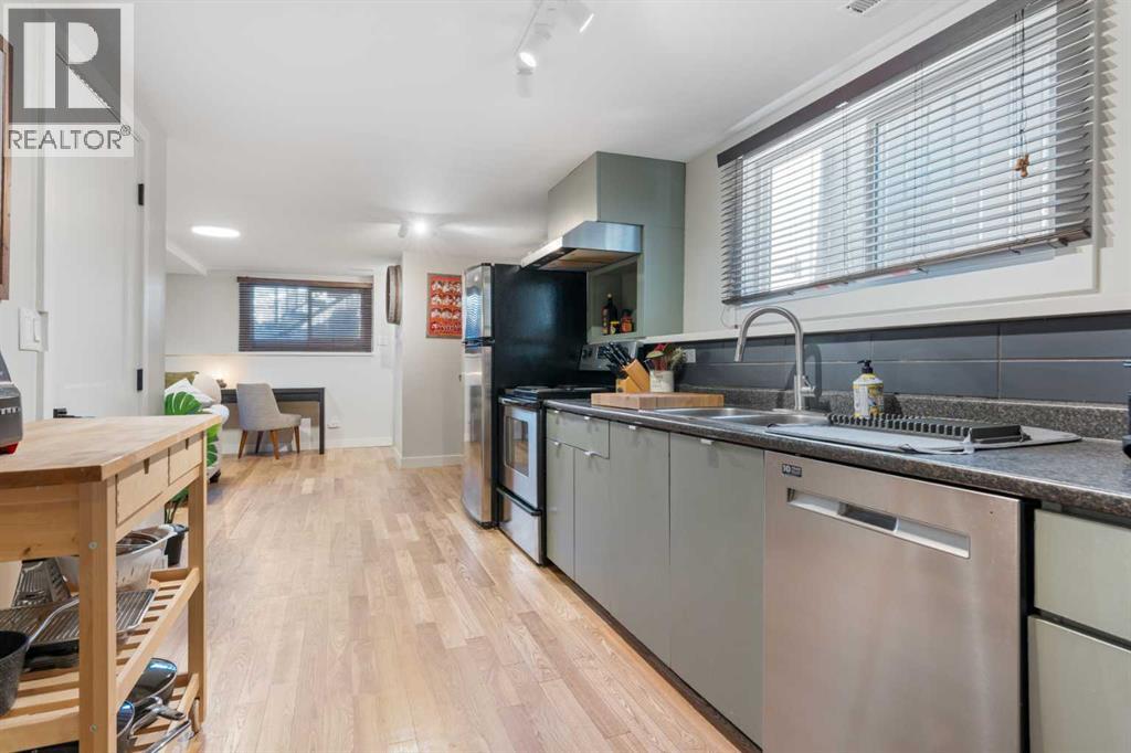 7132 36 Avenue Nw, Calgary, Alberta  T3B 1T8 - Photo 22 - A2272731