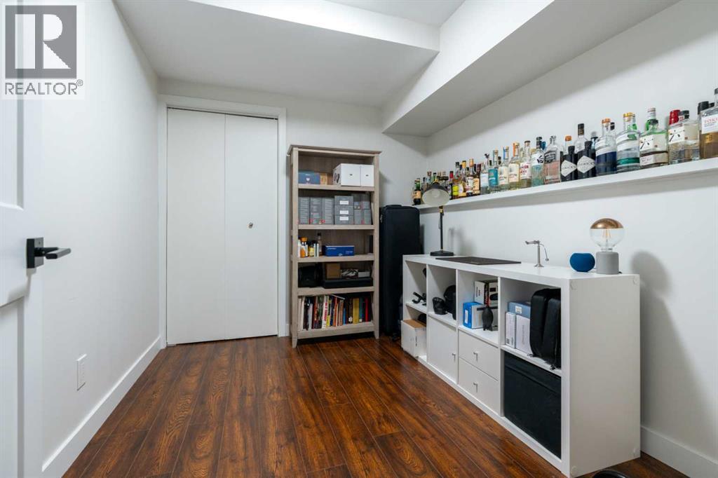 7132 36 Avenue Nw, Calgary, Alberta  T3B 1T8 - Photo 32 - A2272731