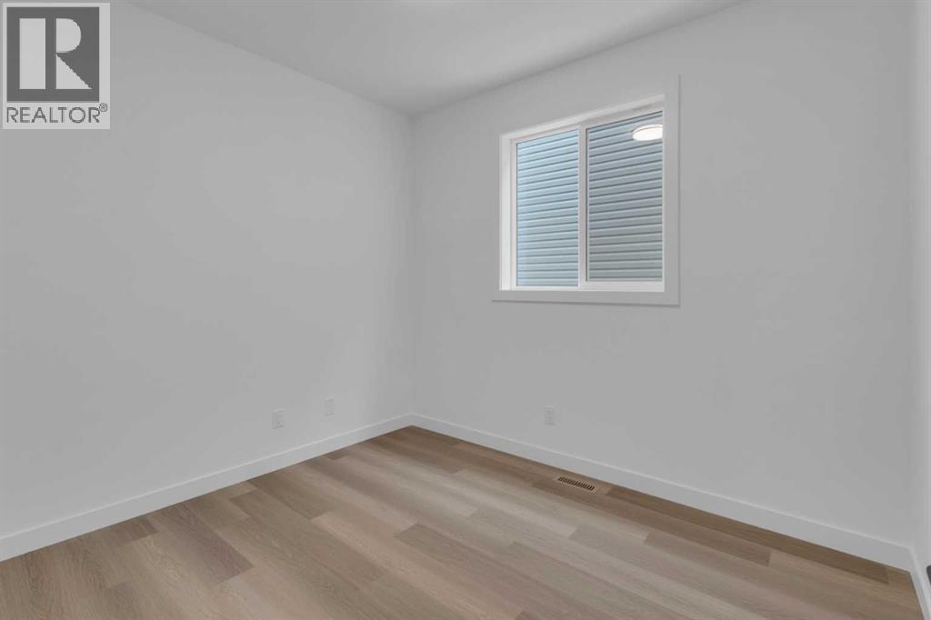 1325 South Point Parade Sw, Airdrie, Alberta  T4B 0Y7 - Photo 15 - A2272948