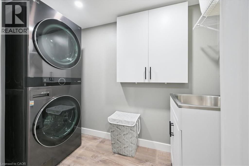 2413 Gladstone Avenue, Oakville, Ontario  L6H 6P2 - Photo 27 - 40790412