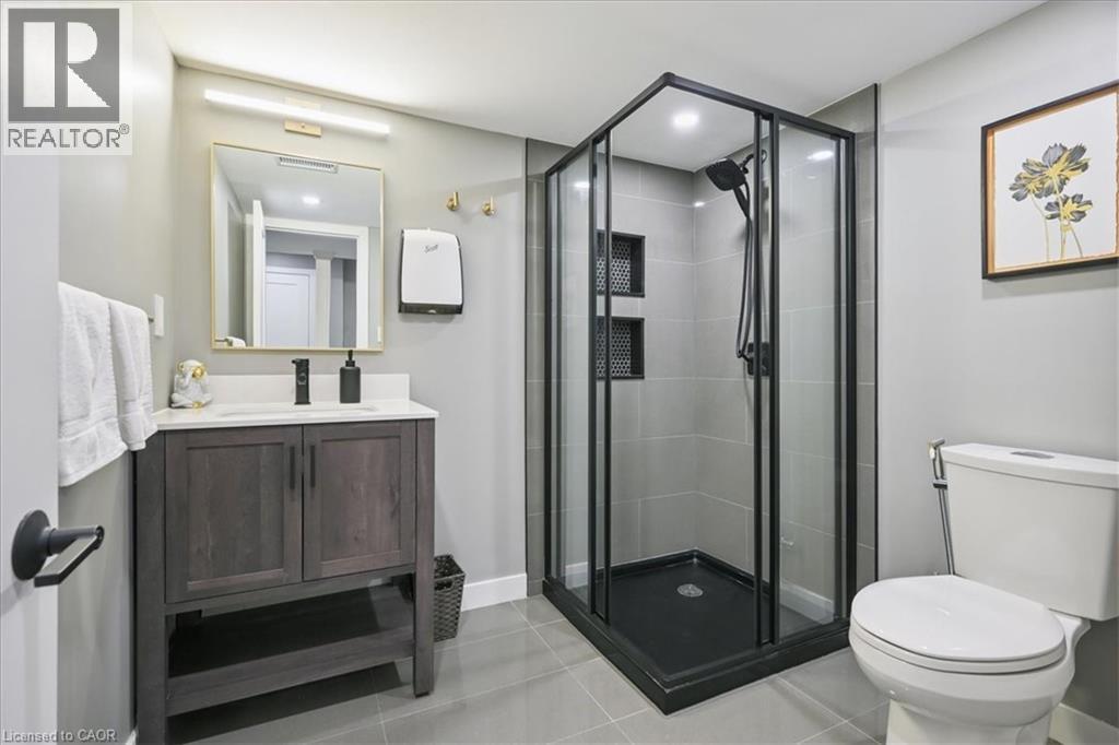 2413 Gladstone Avenue, Oakville, Ontario  L6H 6P2 - Photo 28 - 40790412