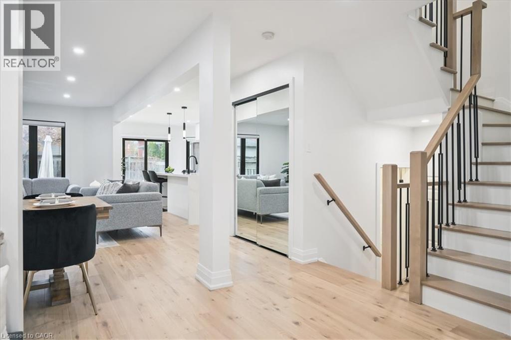 2413 Gladstone Avenue, Oakville, Ontario  L6H 6P2 - Photo 6 - 40790412