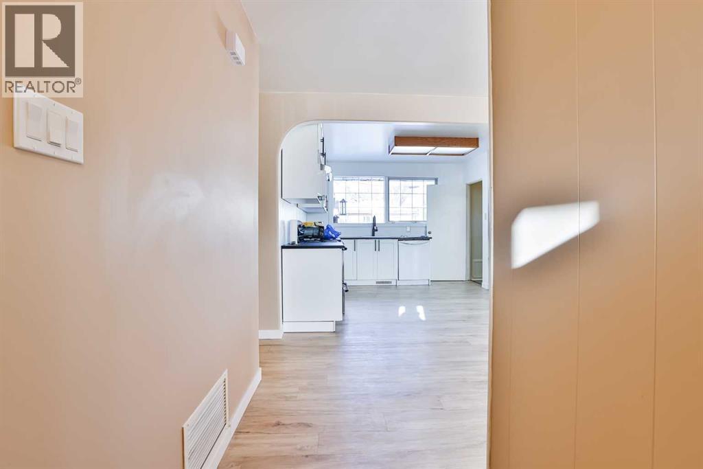 1321 17 Avenue S, Lethbridge, Alberta  T1K 1A3 - Photo 6 - A2272317