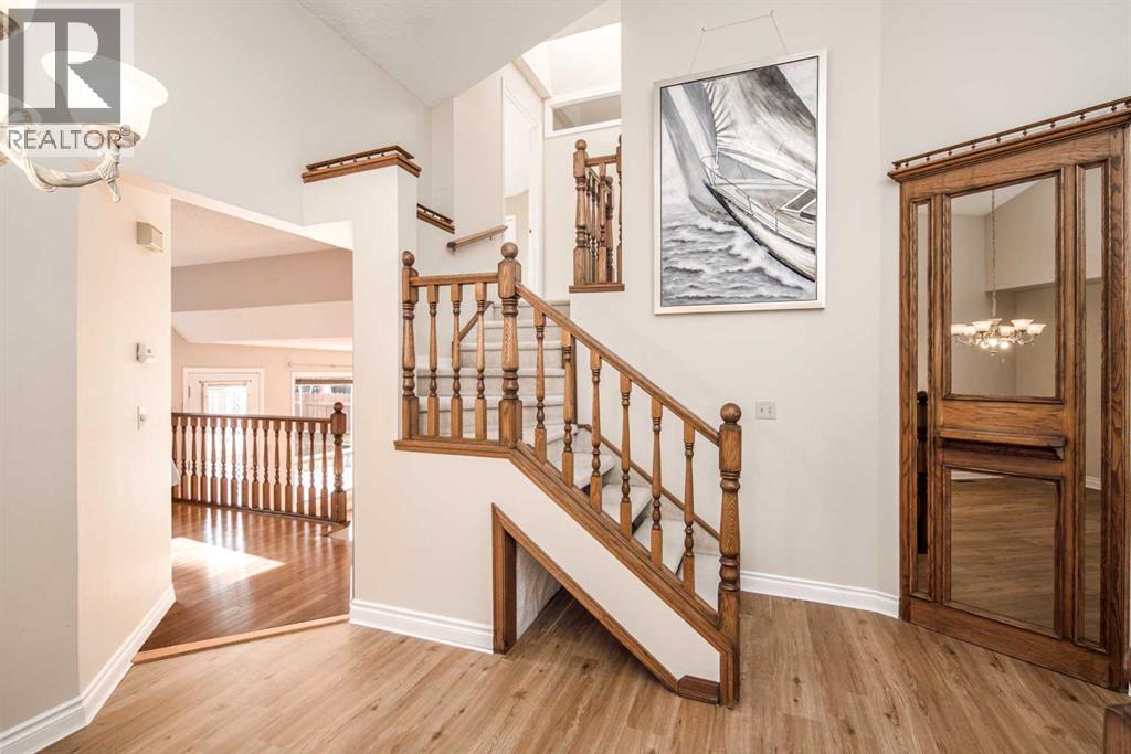 16 Sunhaven Way Se, Calgary, Alberta  T2X 2N7 - Photo 4 - A2256851