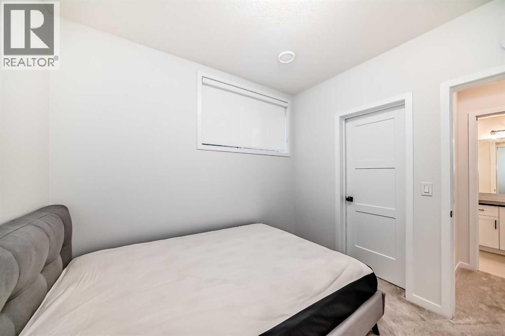 12 West Grove Link Sw, Calgary, Alberta  T3H 6E3 - Photo 34 - A2269918