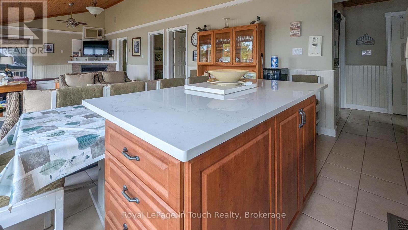 2849 Honey Harbour Road, Georgian Bay, Ontario  P0E 1E0 - Photo 15 - X12586942