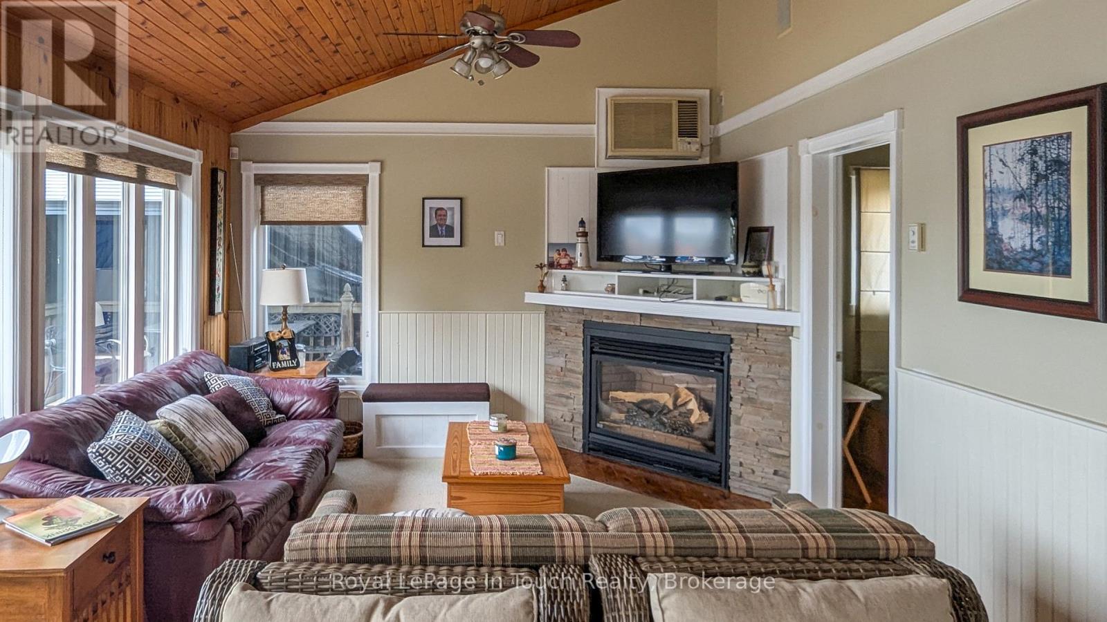 2849 Honey Harbour Road, Georgian Bay, Ontario  P0E 1E0 - Photo 7 - X12586942