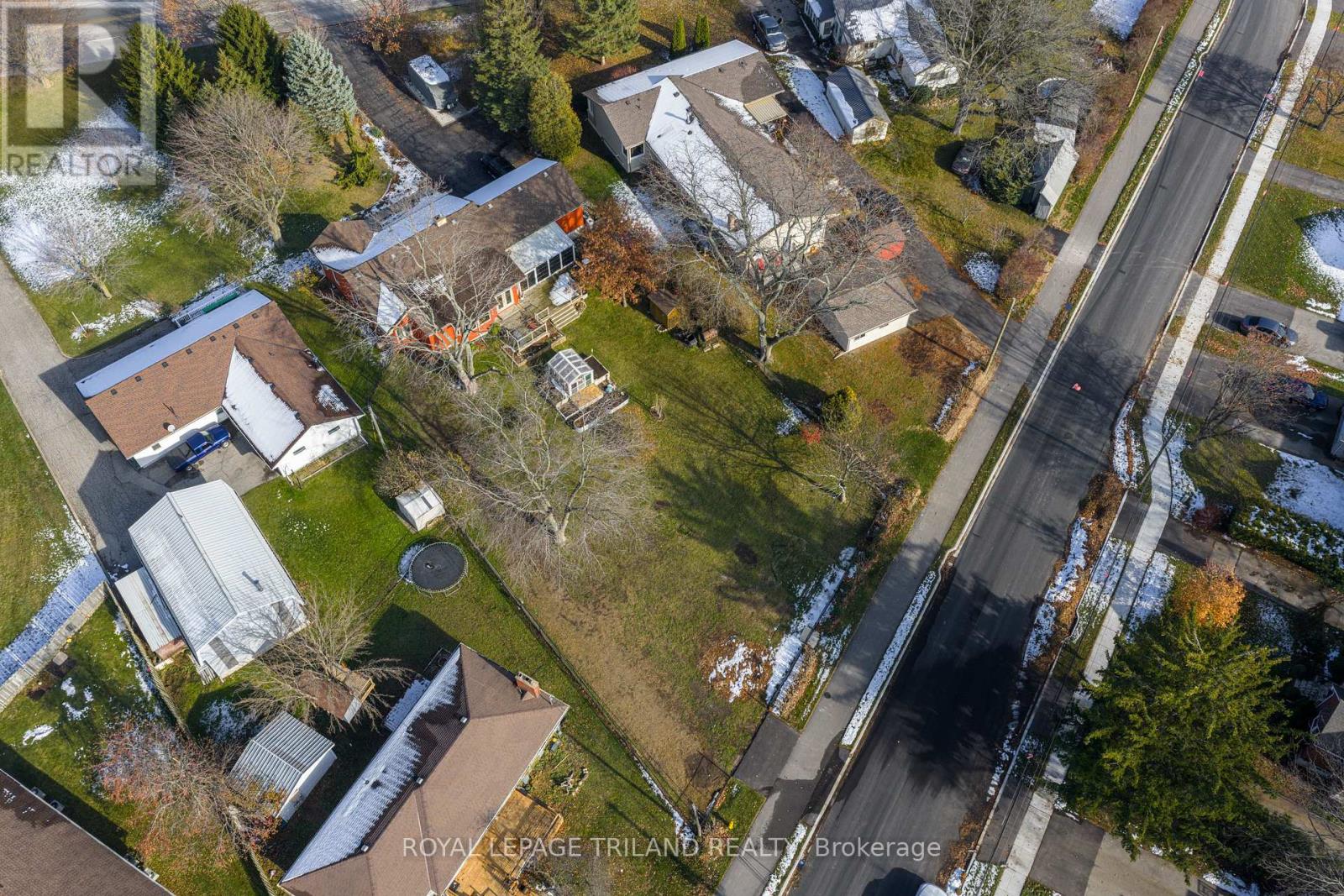 209 Elk Street, Aylmer, Ontario  N5H 1S8 - Photo 3 - X12587000