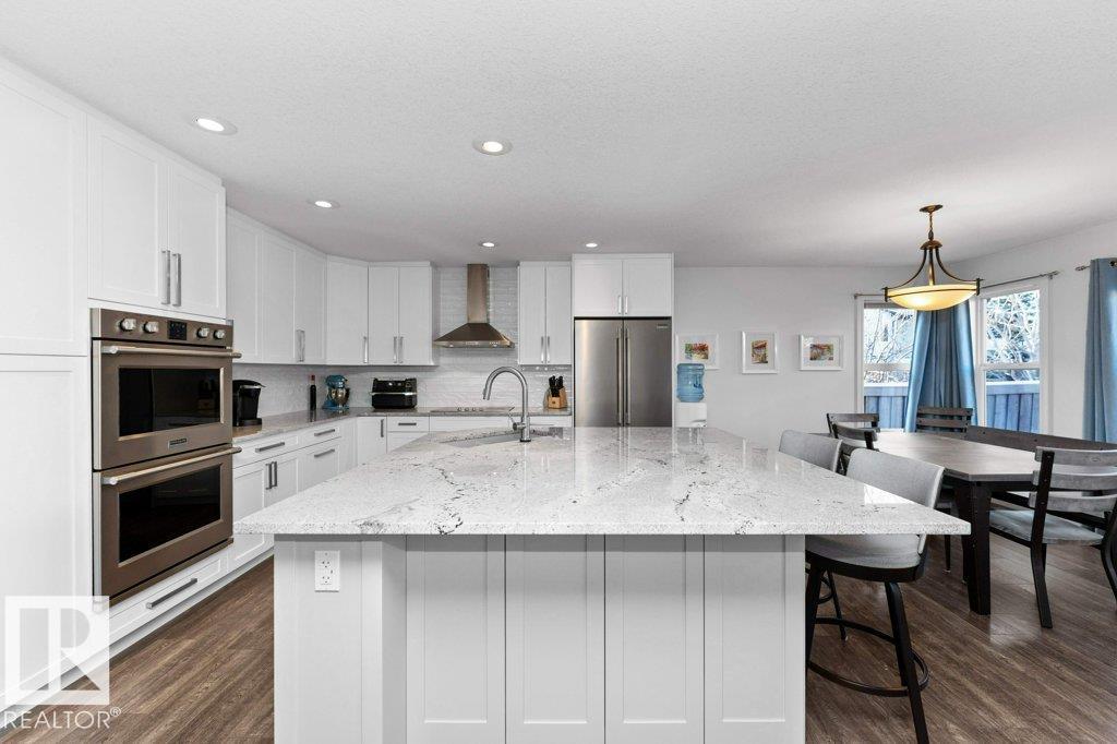 8220 Shaske Pl Nw, Edmonton, Alberta  T6R 3V9 - Photo 2 - E4467029