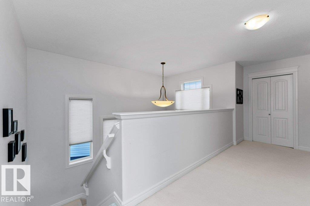 8220 Shaske Pl Nw, Edmonton, Alberta  T6R 3V9 - Photo 32 - E4467029