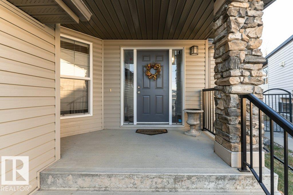 8220 Shaske Pl Nw, Edmonton, Alberta  T6R 3V9 - Photo 4 - E4467029