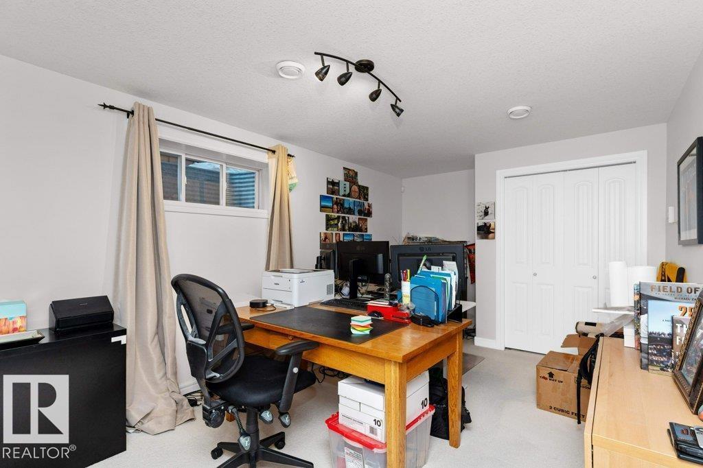 8220 Shaske Pl Nw, Edmonton, Alberta  T6R 3V9 - Photo 43 - E4467029