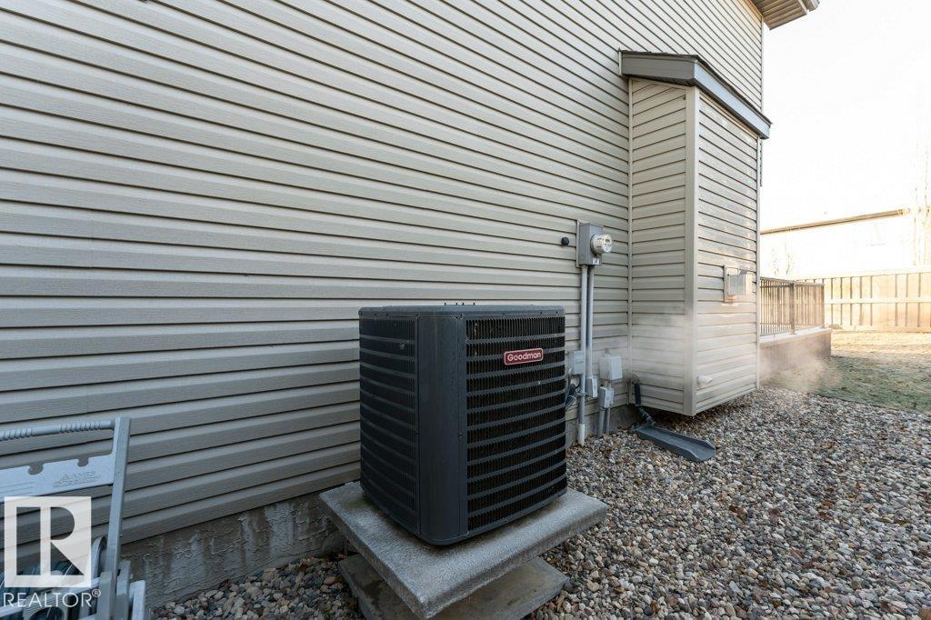 8220 Shaske Pl Nw, Edmonton, Alberta  T6R 3V9 - Photo 51 - E4467029