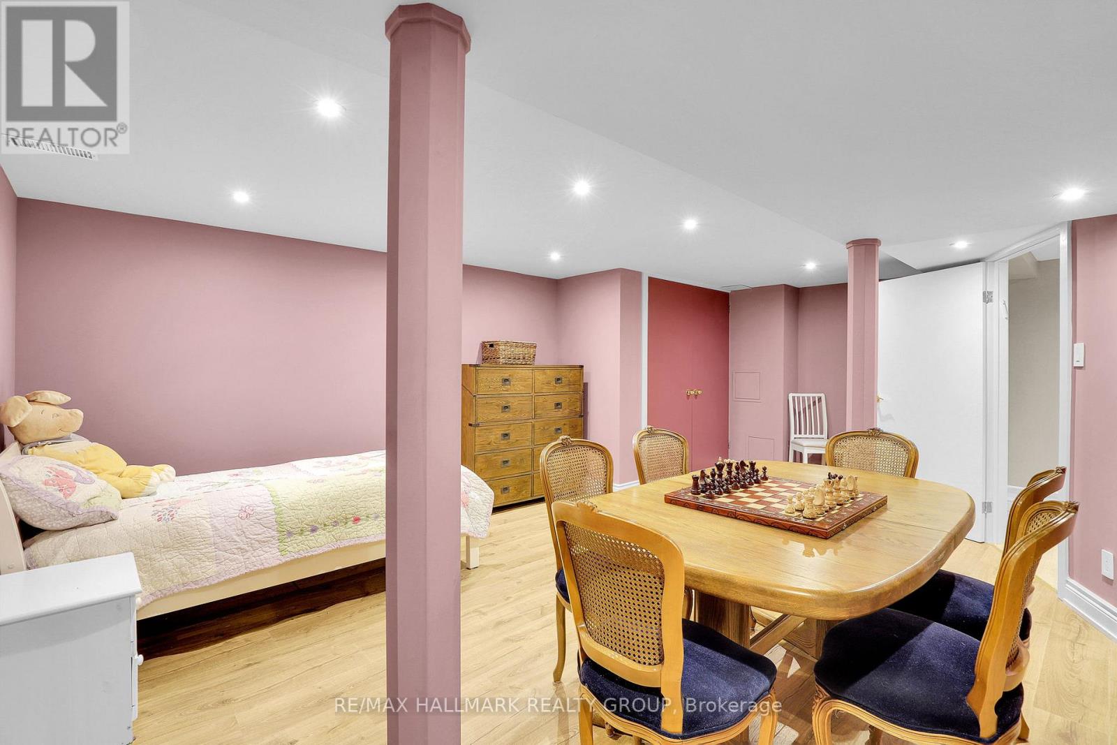 1712 Playfair Drive, Ottawa, Ontario  K1H 5S6 - Photo 33 - X12586952