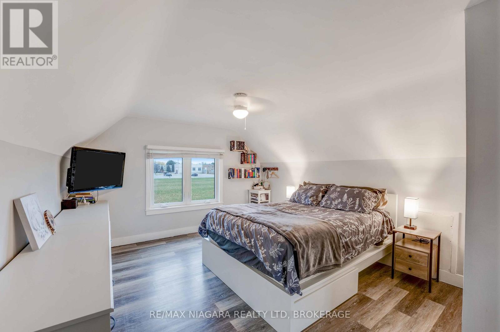 40 Maplewood Drive, St. Catharines, Ontario  L2M 3P1 - Photo 17 - X12586948