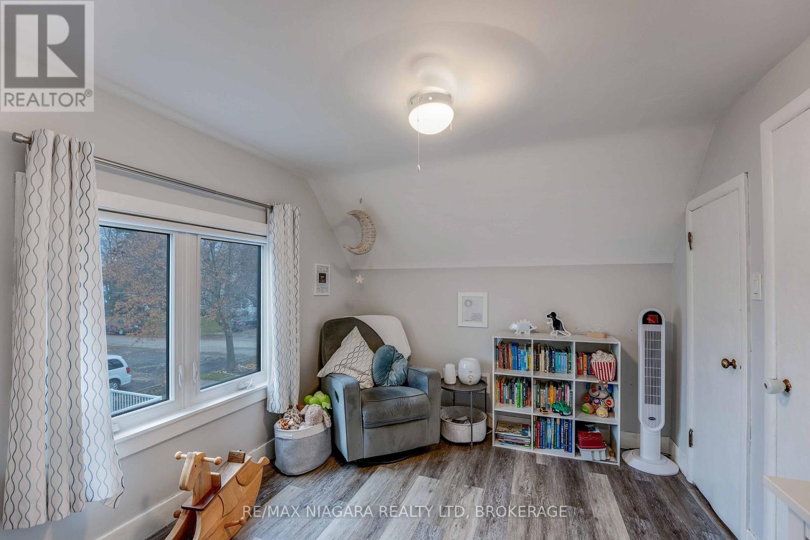 40 Maplewood Drive, St. Catharines, Ontario  L2M 3P1 - Photo 23 - X12586948