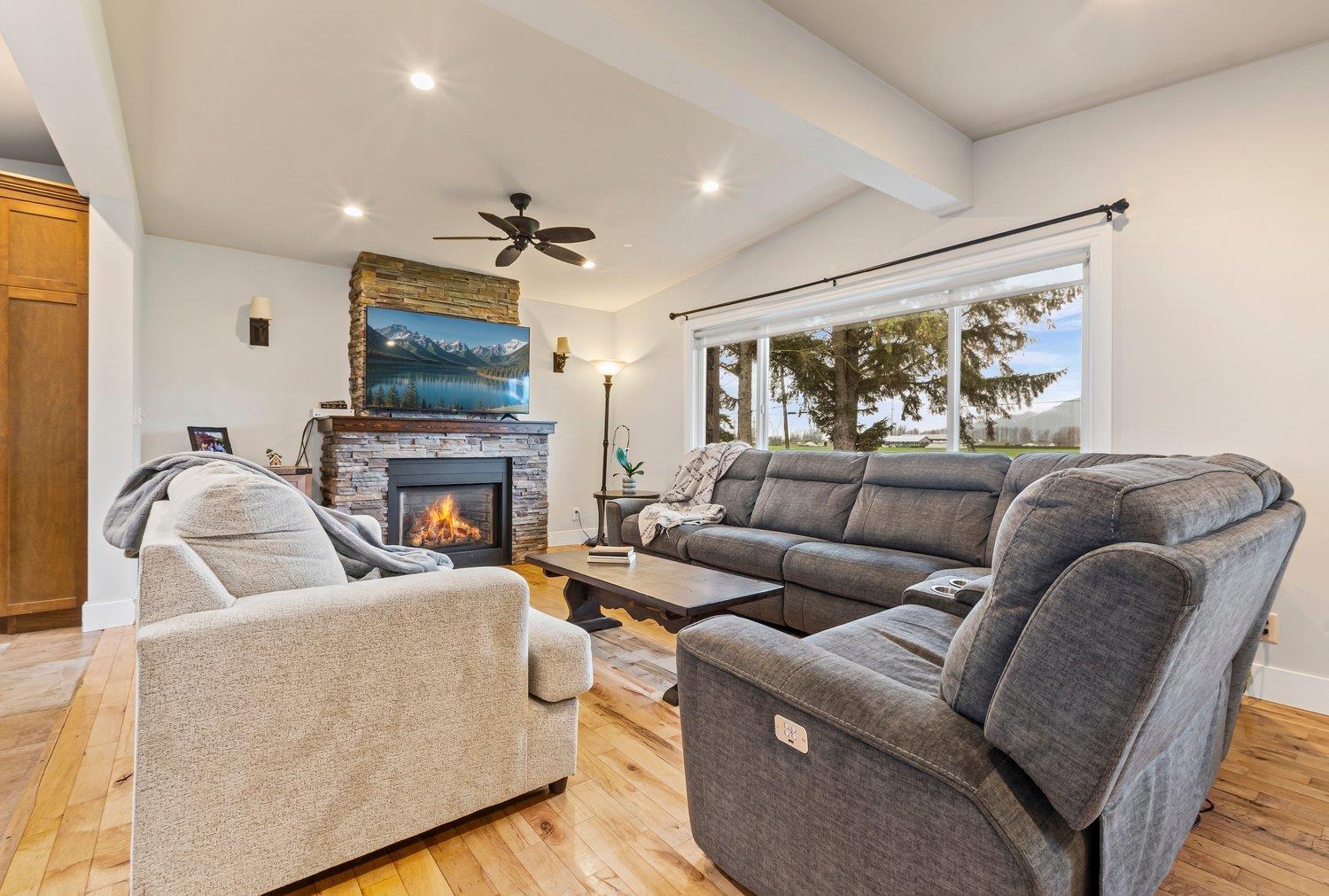 5844 Blackburn Road, Greendale, Chilliwack, British Columbia  V2R 4N9 - Photo 6 - R3070637