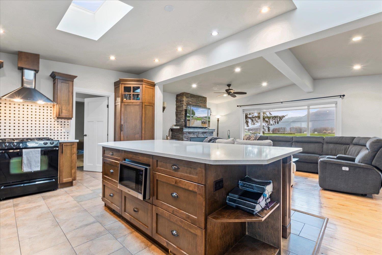 5844 Blackburn Road, Greendale, Chilliwack, British Columbia  V2R 4N9 - Photo 5 - R3070637