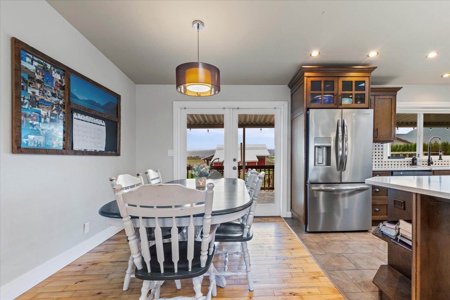 5844 Blackburn Road, Greendale, Chilliwack, British Columbia  V2R 4N9 - Photo 9 - R3070637