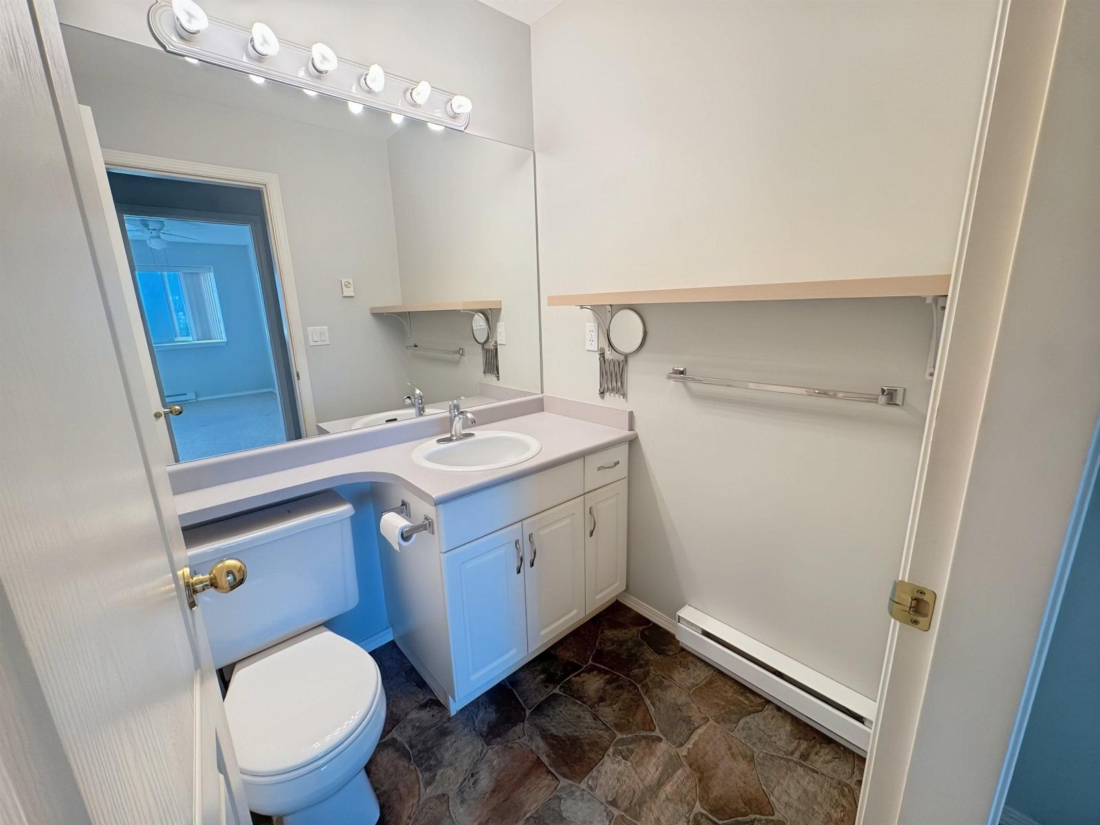 404 45520 Knight Road, Sardis West Vedder, Chilliwack, British Columbia  V2R 3Z2 - Photo 16 - R3070847