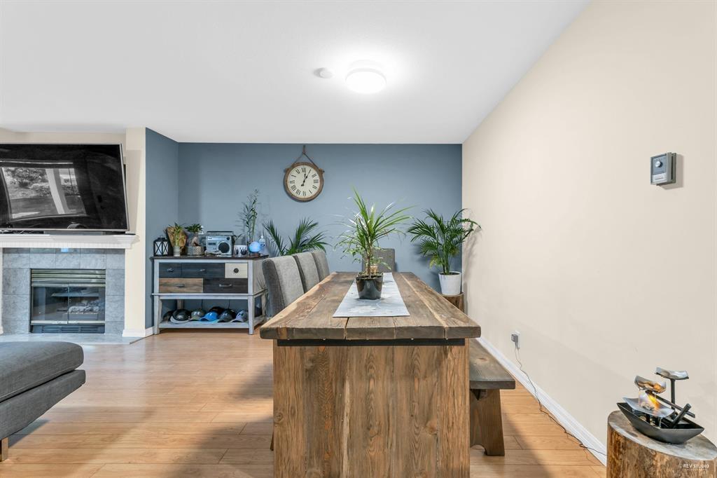 104 9310 King George Boulevard, Surrey, British Columbia  V3V 5W3 - Photo 2 - R3070961