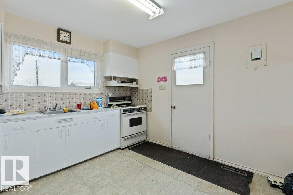 26110 Twp Road 554, Rural Sturgeon County, Alberta  T8R 0M5 - Photo 9 - E4467033