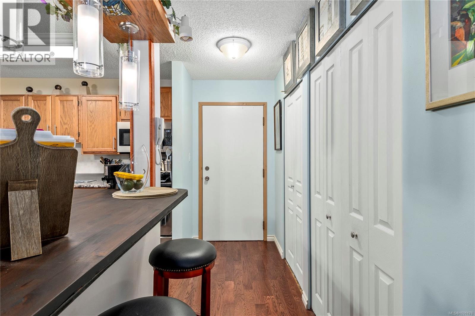 105 962 Island Hwy S, Campbell River, British Columbia  V9W 1B1 - Photo 8 - 1021178