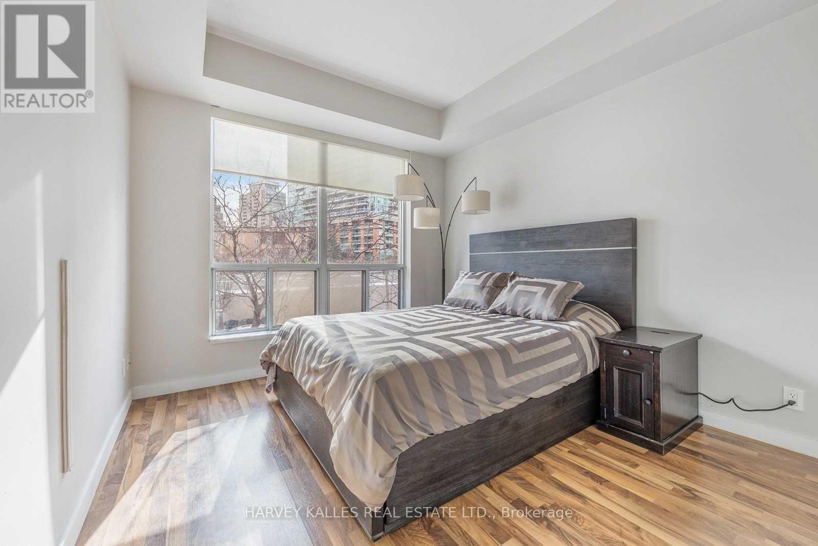 211 - 1 Shaw Street, Toronto, Ontario  M6K 0A1 - Photo 14 - C12587002