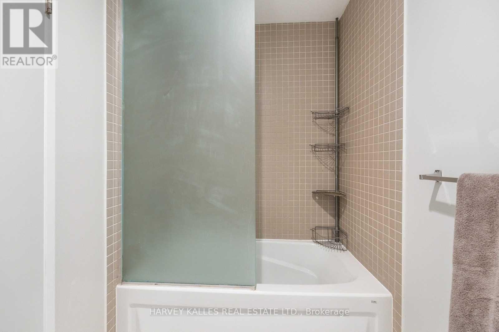 211 - 1 Shaw Street, Toronto, Ontario  M6K 0A1 - Photo 18 - C12587002