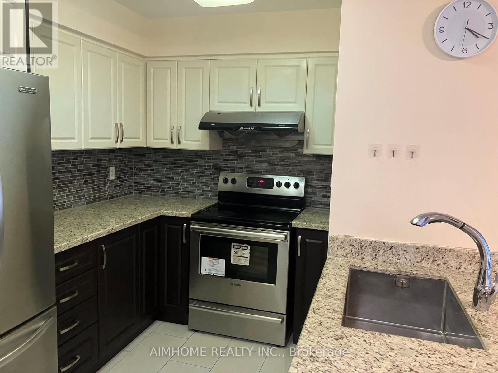 307 - 28 Empress Avenue, Toronto, Ontario  M2N 6Z7 - Photo 7 - C12585976