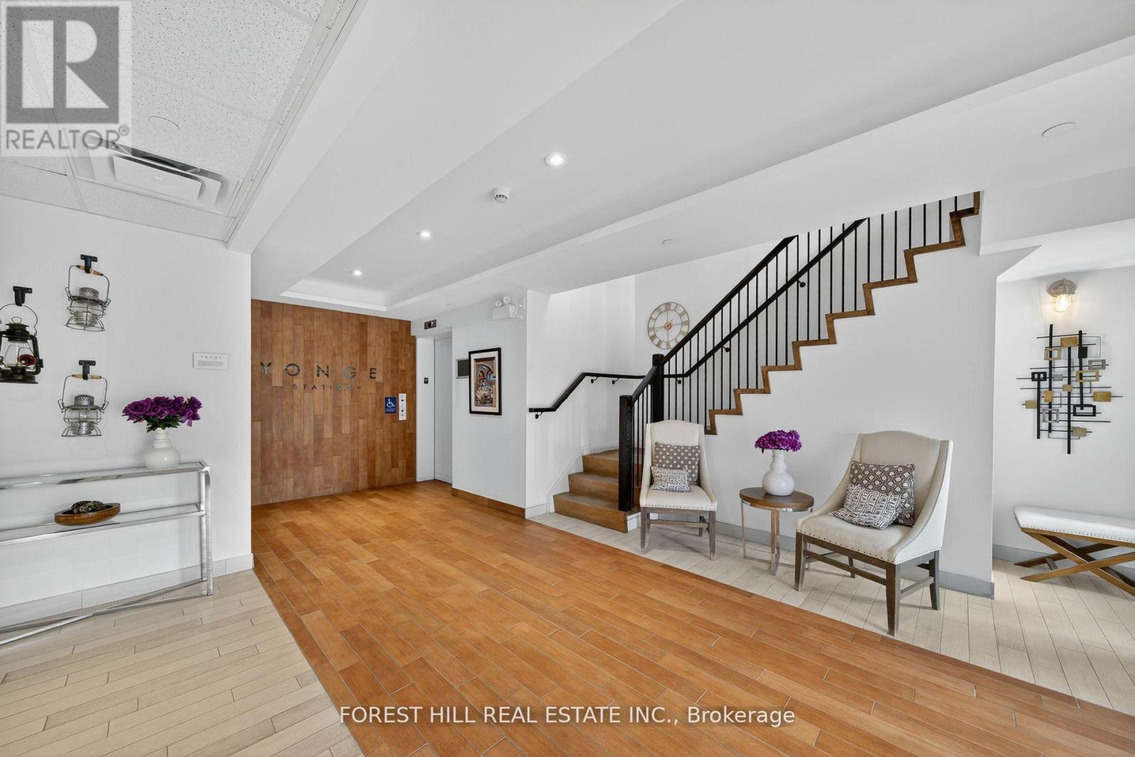 106 - 100 Dean Avenue, Barrie, Ontario  L9J 0H1 - Photo 3 - S12586964