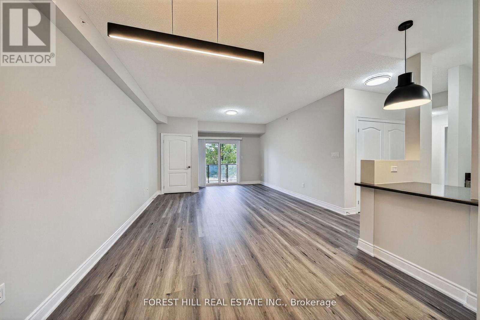 106 - 100 Dean Avenue, Barrie, Ontario  L9J 0H1 - Photo 7 - S12586964