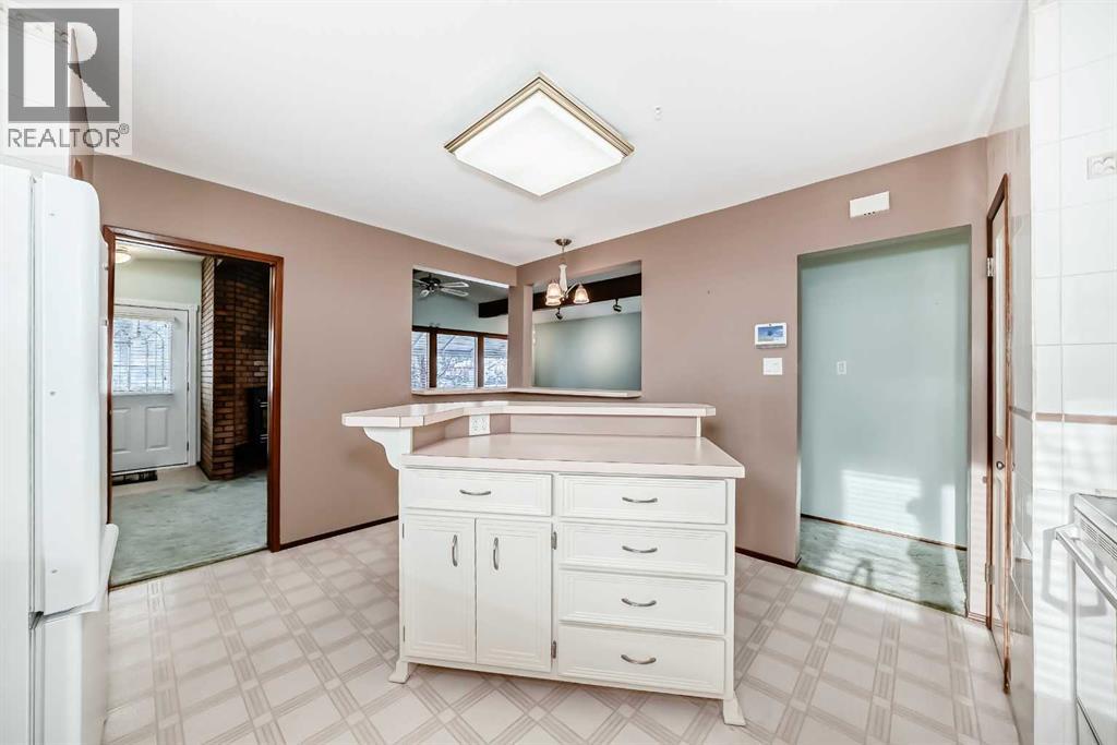 332 Wascana Crescent Se, Calgary, Alberta  T2J 1H5 - Photo 11 - A2272957