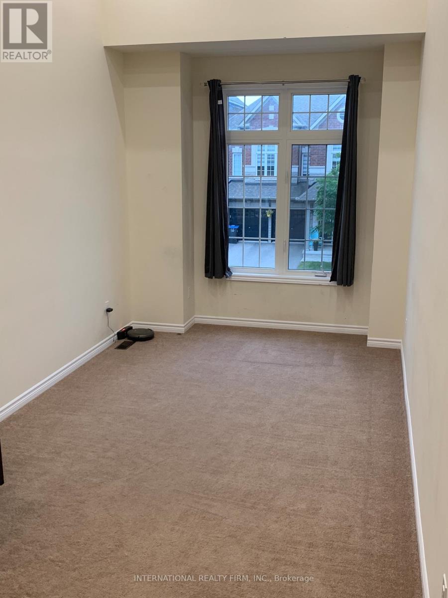 74 Fawnridge Road, Caledon, Ontario  L7C 3V3 - Photo 10 - W12586936