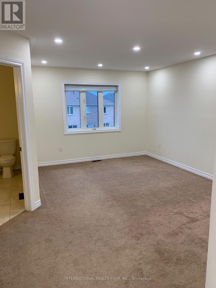 74 Fawnridge Road, Caledon, Ontario  L7C 3V3 - Photo 15 - W12586936