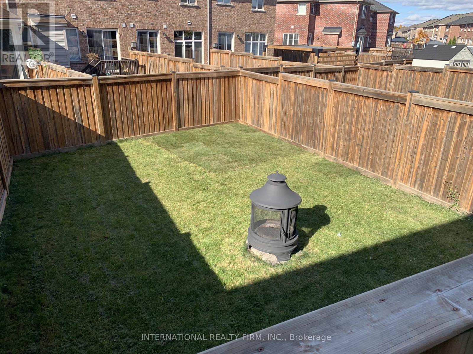 74 Fawnridge Road, Caledon, Ontario  L7C 3V3 - Photo 23 - W12586936