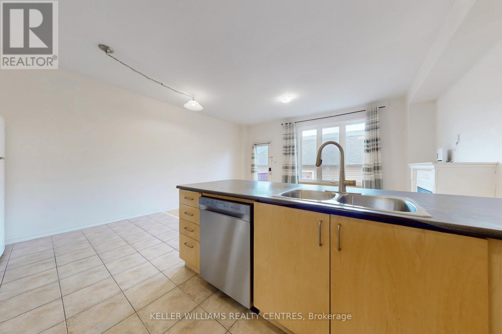 Upper - 70 Haynes Avenue, Toronto, Ontario  M3J 0C1 - Photo 5 - W12586956