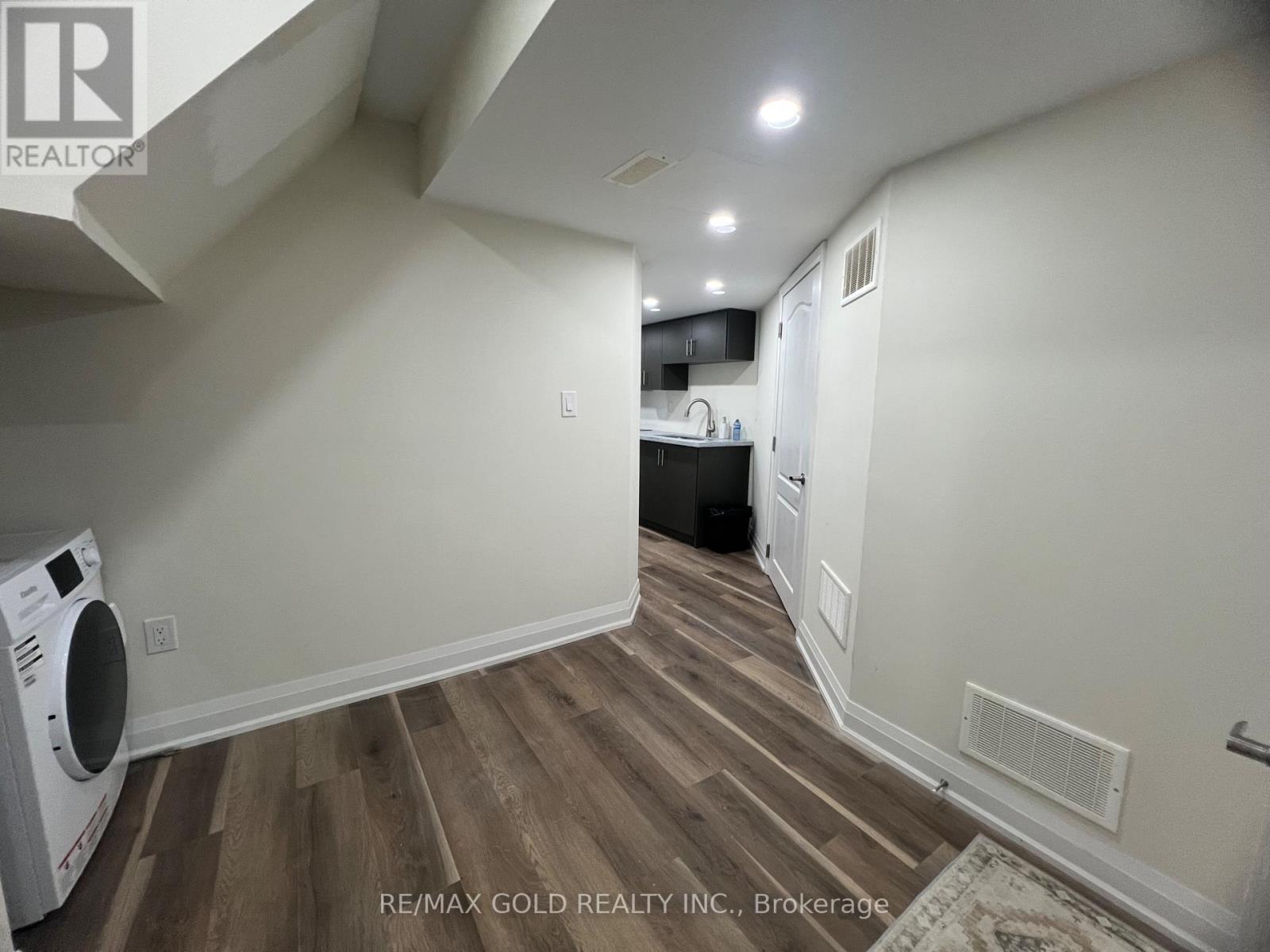 Bsmt - 32 Gulfbrook Circle, Brampton, Ontario  L6Z 0G5 - Photo 19 - W12586980