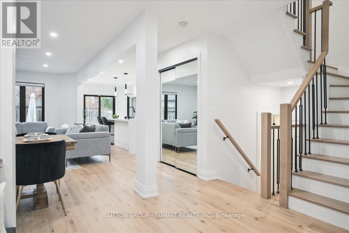 2413 Gladstone Avenue, Oakville, Ontario  L6H 6P2 - Photo 6 - W12586986