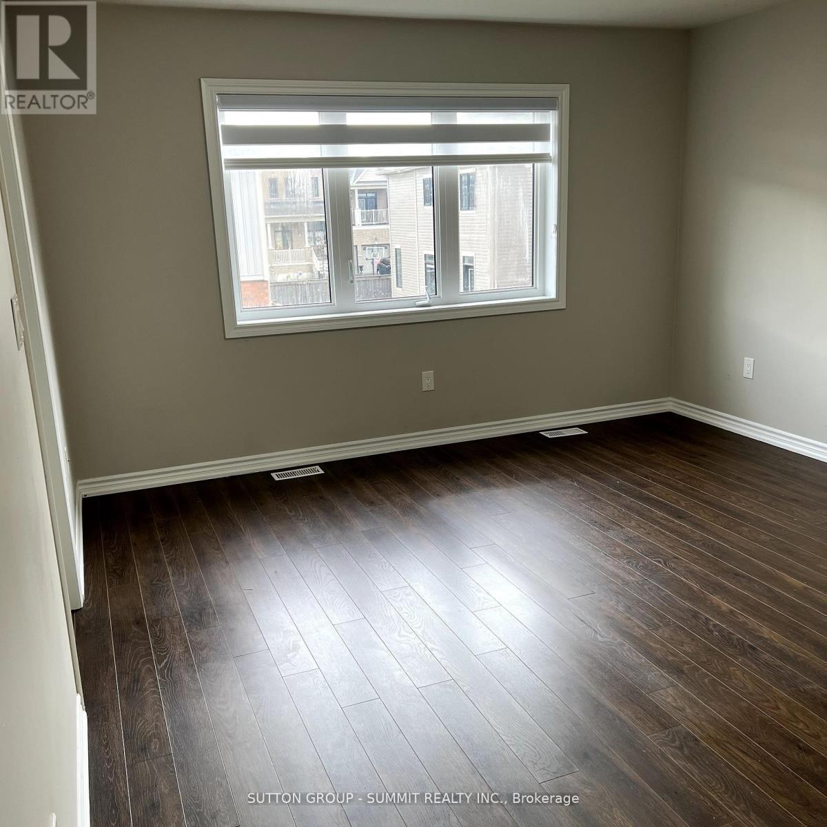 51 Arnold Marshall Boulevard, Haldimand, Ontario  N3W 2G9 - Photo 19 - X12586926