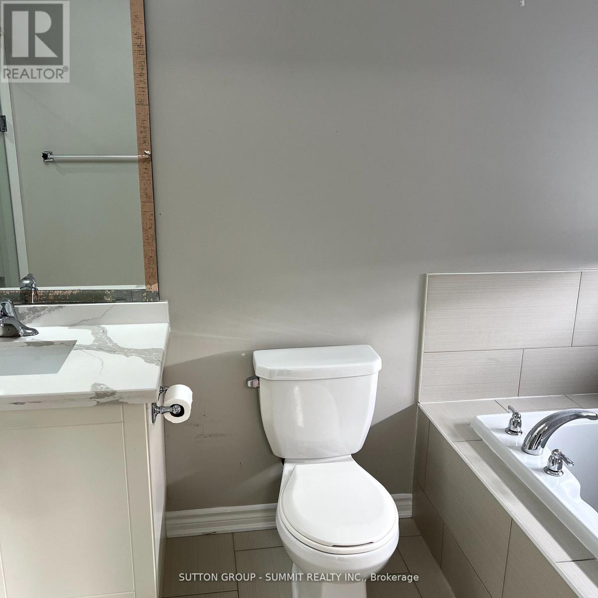 51 Arnold Marshall Boulevard, Haldimand, Ontario  N3W 2G9 - Photo 21 - X12586926