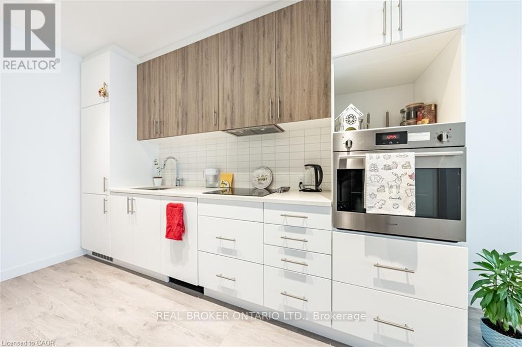 809 - 181 King Street S, Waterloo, Ontario  N2J 1P7 - Photo 11 - X12586976