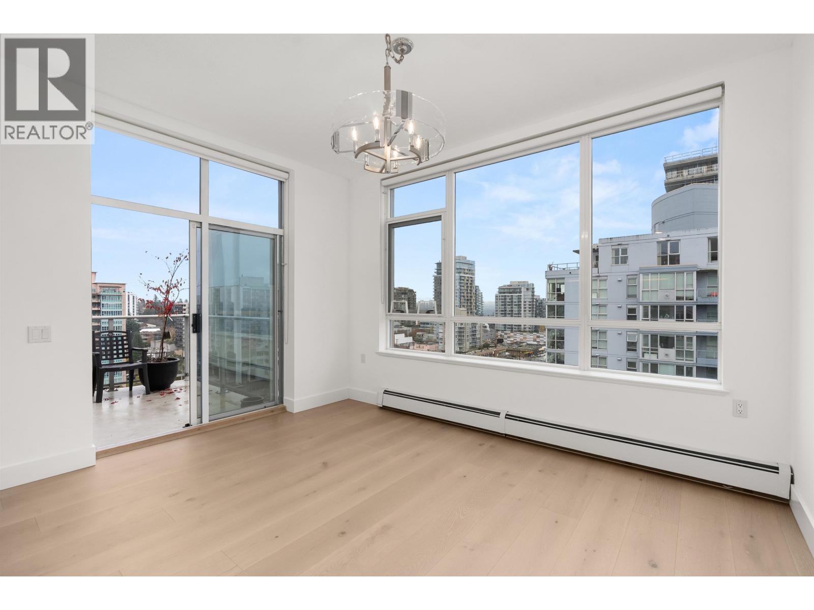 1404 120 W 16th Street, North Vancouver, British Columbia  V7M 3N6 - Photo 14 - R3070967