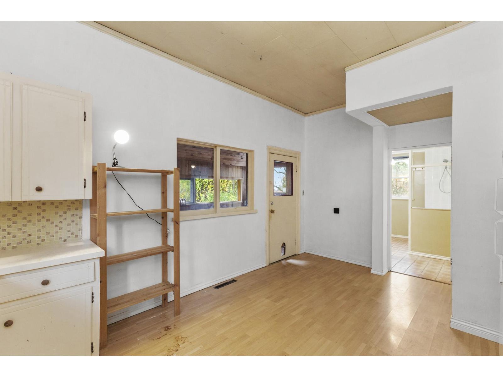 33239 Brown Crescent, Mission, British Columbia  V2V 2R3 - Photo 4 - R3048931