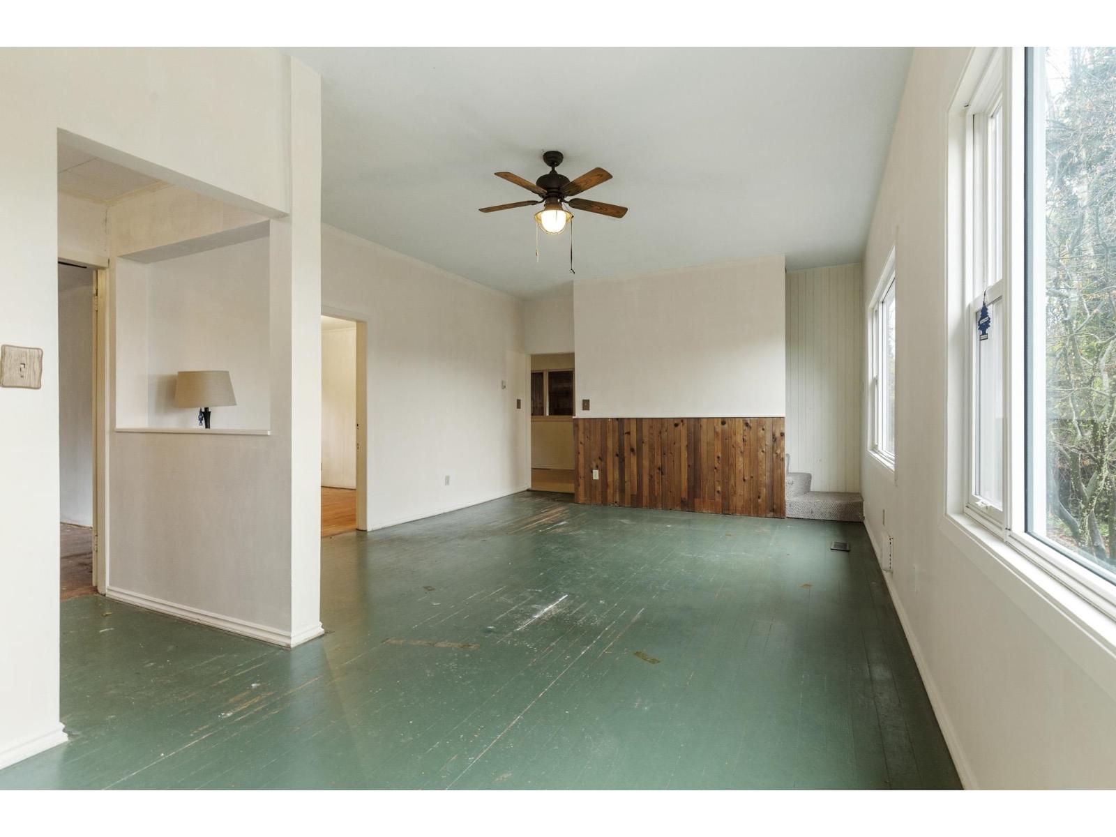 33239 Brown Crescent, Mission, British Columbia  V2V 2R3 - Photo 8 - R3048931