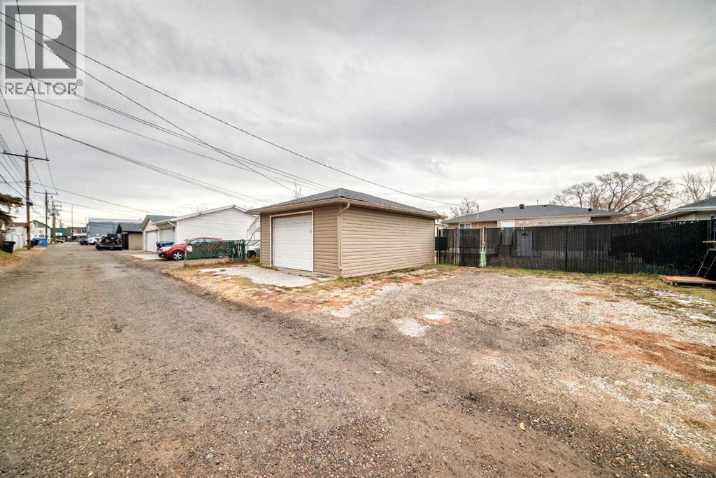 1835 42 Street Se, Calgary, Alberta  T2B 1G1 - Photo 30 - A2268922