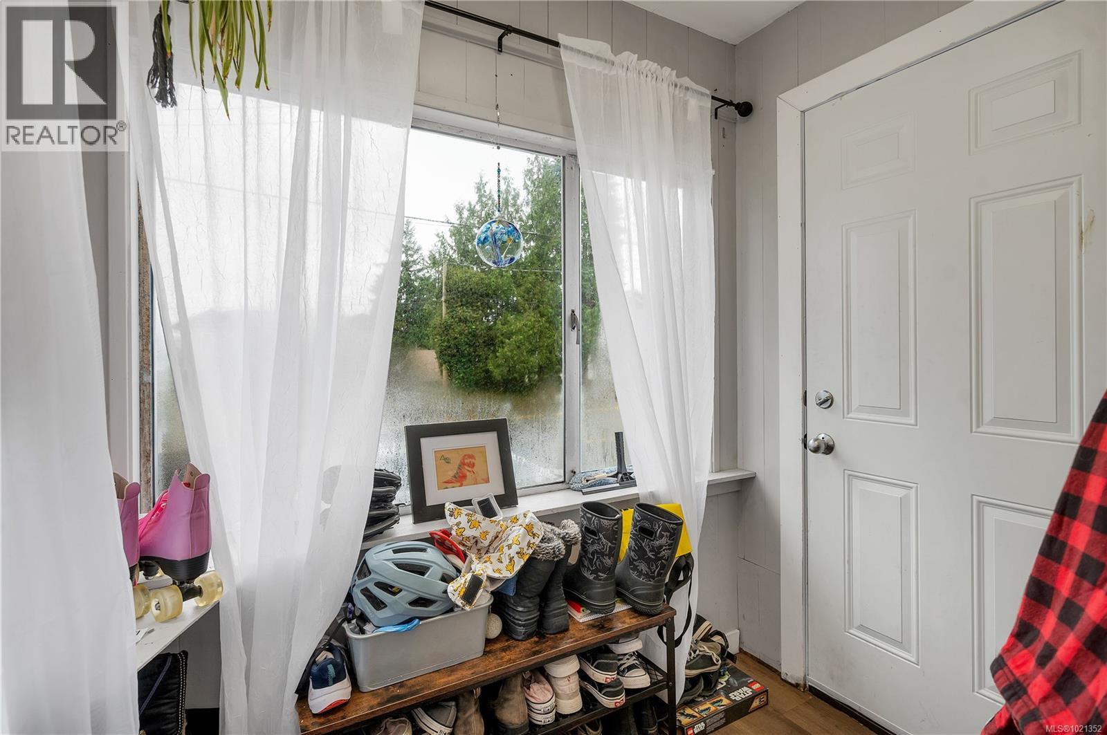 800 Alder St, Campbell River, British Columbia