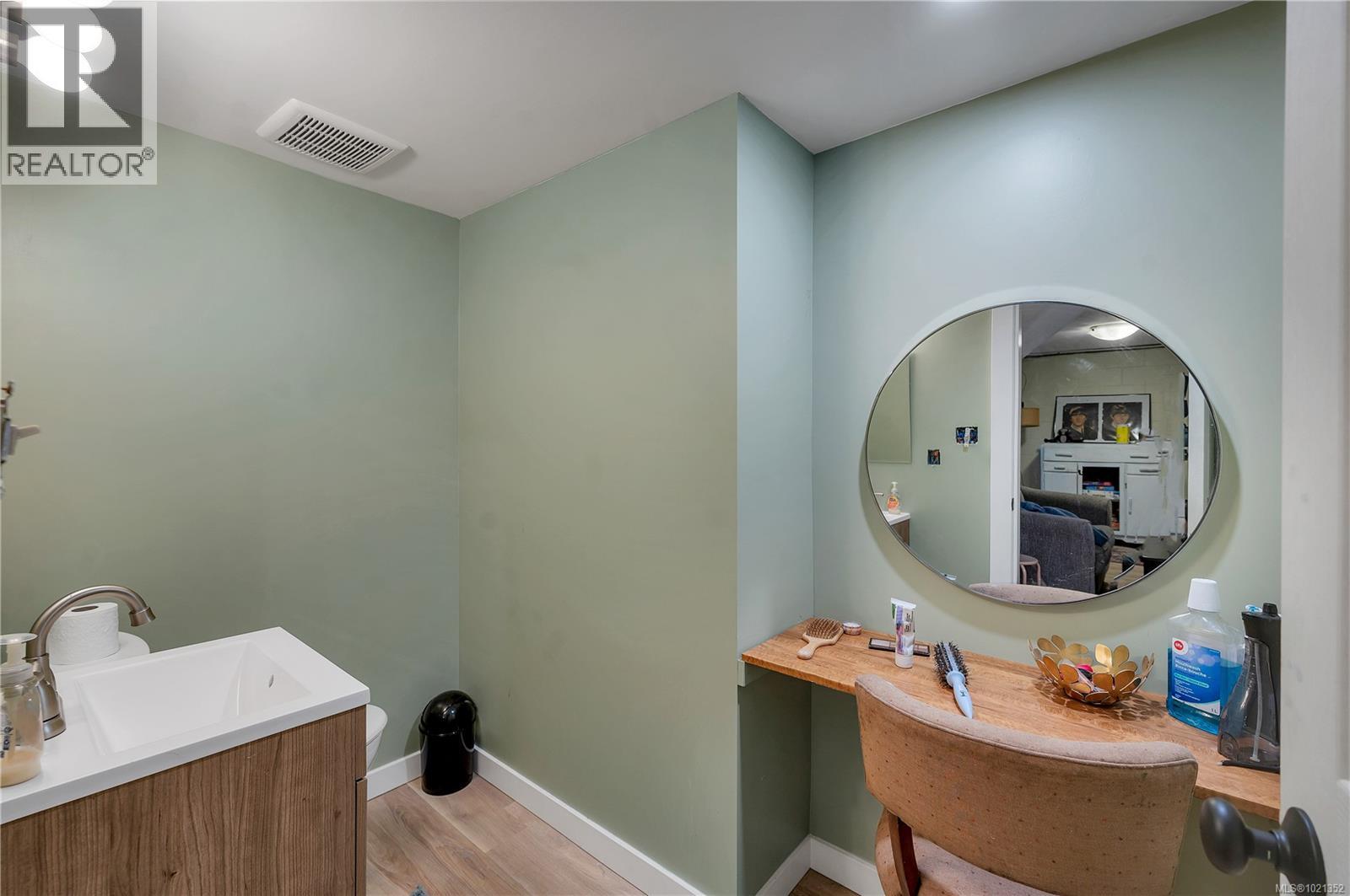 800 Alder St, Campbell River, British Columbia  V9W 2P5 - Photo 26 - 1021352