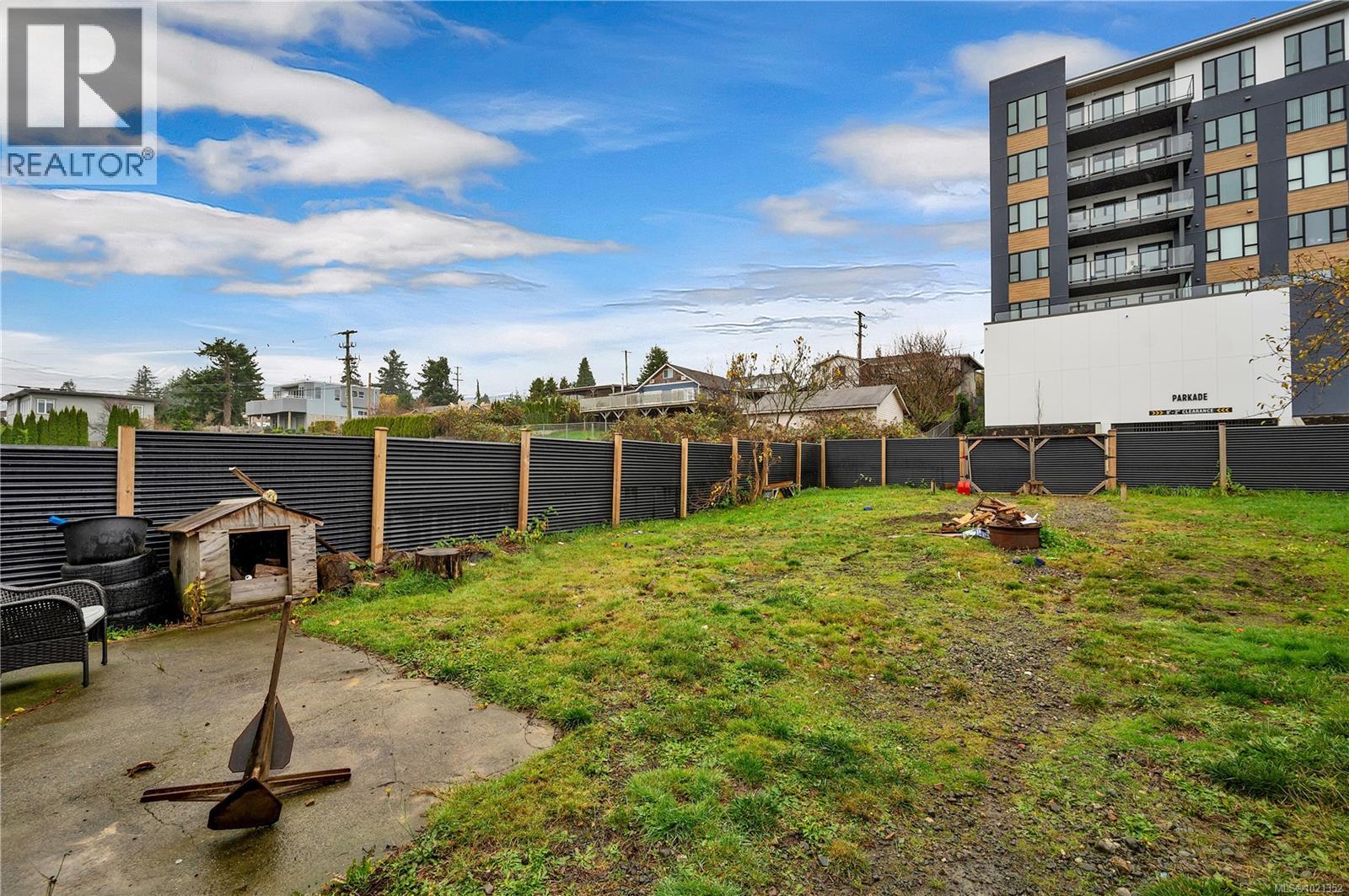 800 Alder St, Campbell River, British Columbia  V9W 2P5 - Photo 33 - 1021352